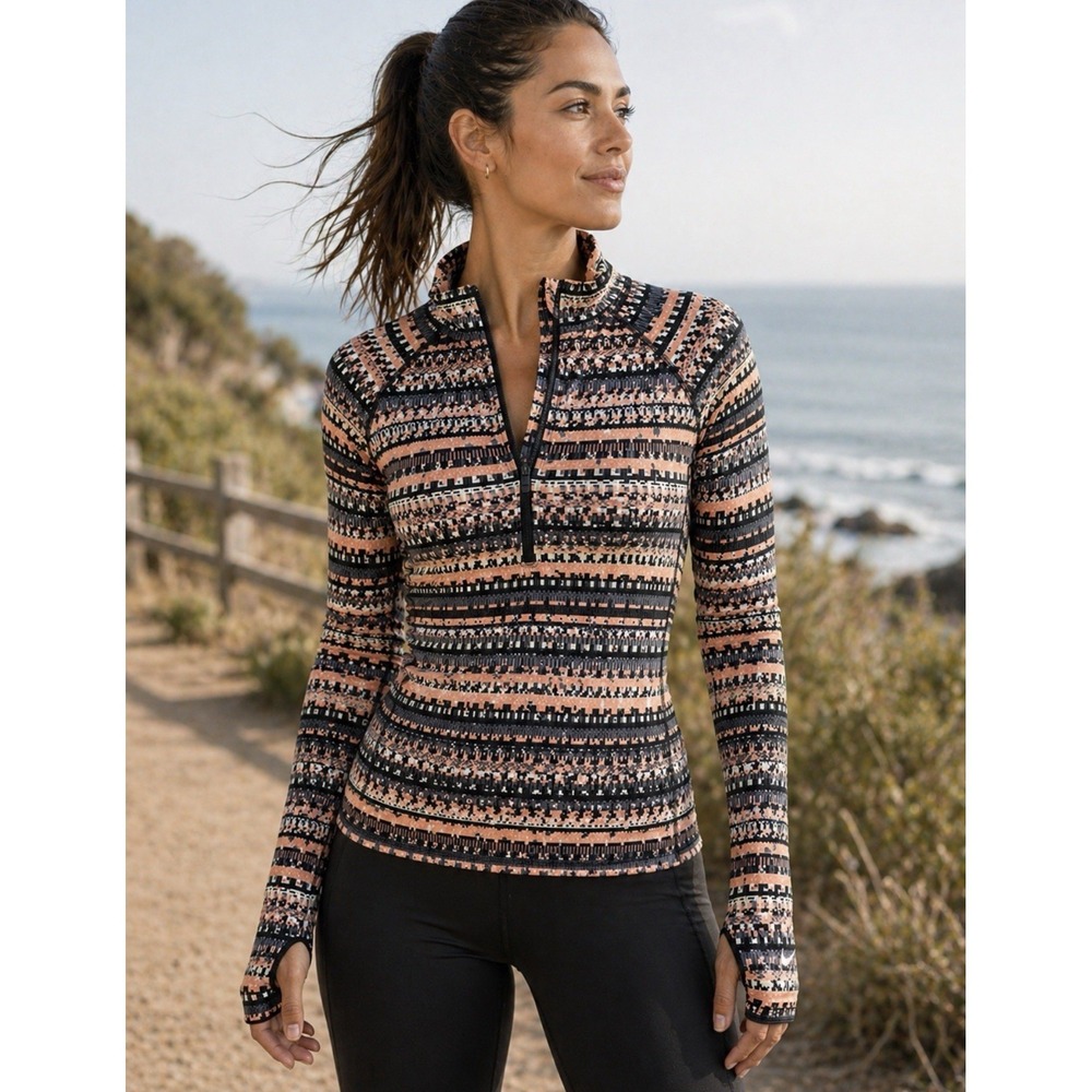 Nike Pro Womens Dri-Fit 1/2 Zip Jacket Size S Active Thumbholes Outdoor Hiking‎
